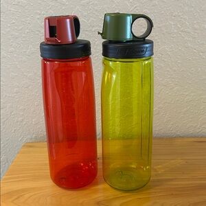 Nalgene flip top water bottles, Red and Green 22oz